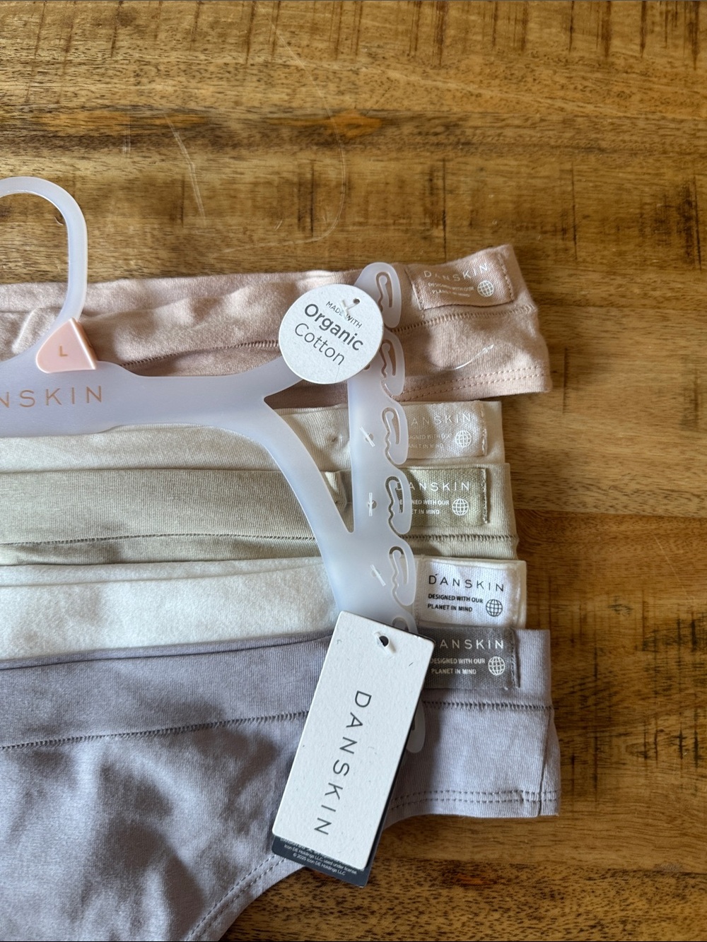 Danskin Organic Cotton Thong Set - light nudes pastels beige set of 5 NWT LARGE - Picture 3 of 6
